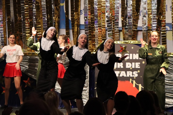 Weiberfasching am 27.02.2025_12