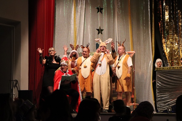 Weiberfasching am 27.02.2025_81