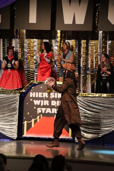 Weiberfasching am 27.02.2025_165
