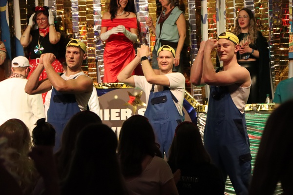 Weiberfasching am 27.02.2025_188